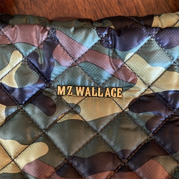 EUC MZ WALLACE MEDIUM CAMO METRO QUILTED TOTE - Picture 3 of 13